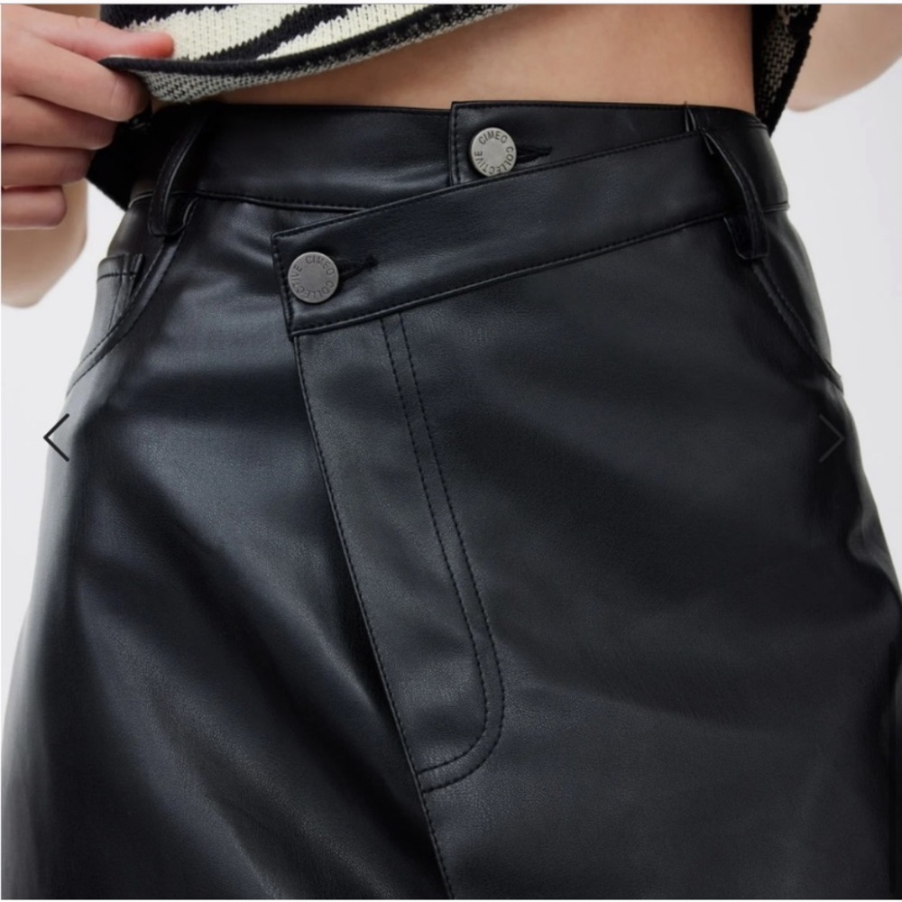 C/MEO COLLECTIVE Under Control Vegan Leather Skirt